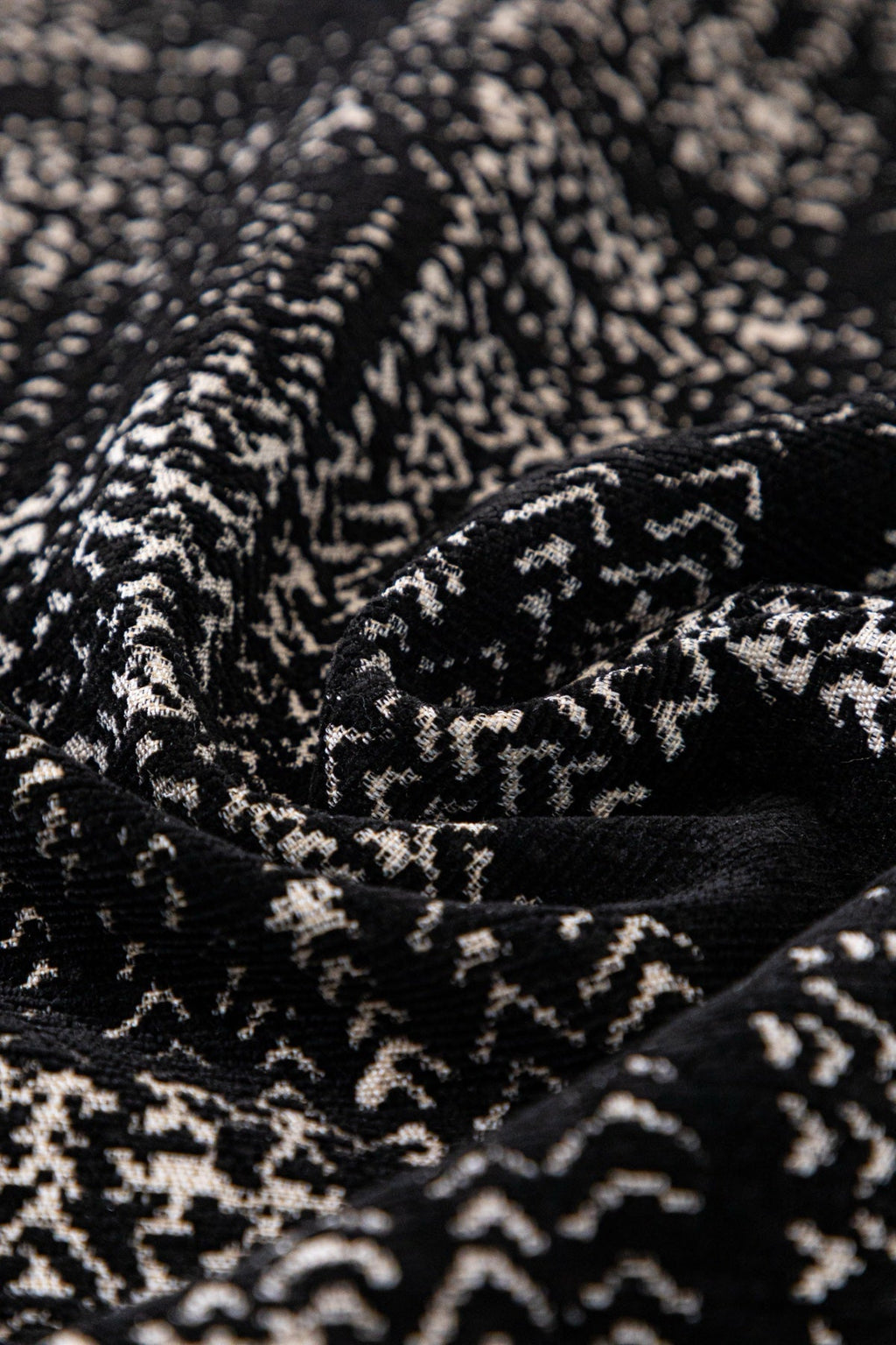 Sofa Decor Hampton Plaid Jacquard Sofa Seat Cover in Charcoal Black Plaid - fabric texture detail image for plaid sofa seat covers in the UK