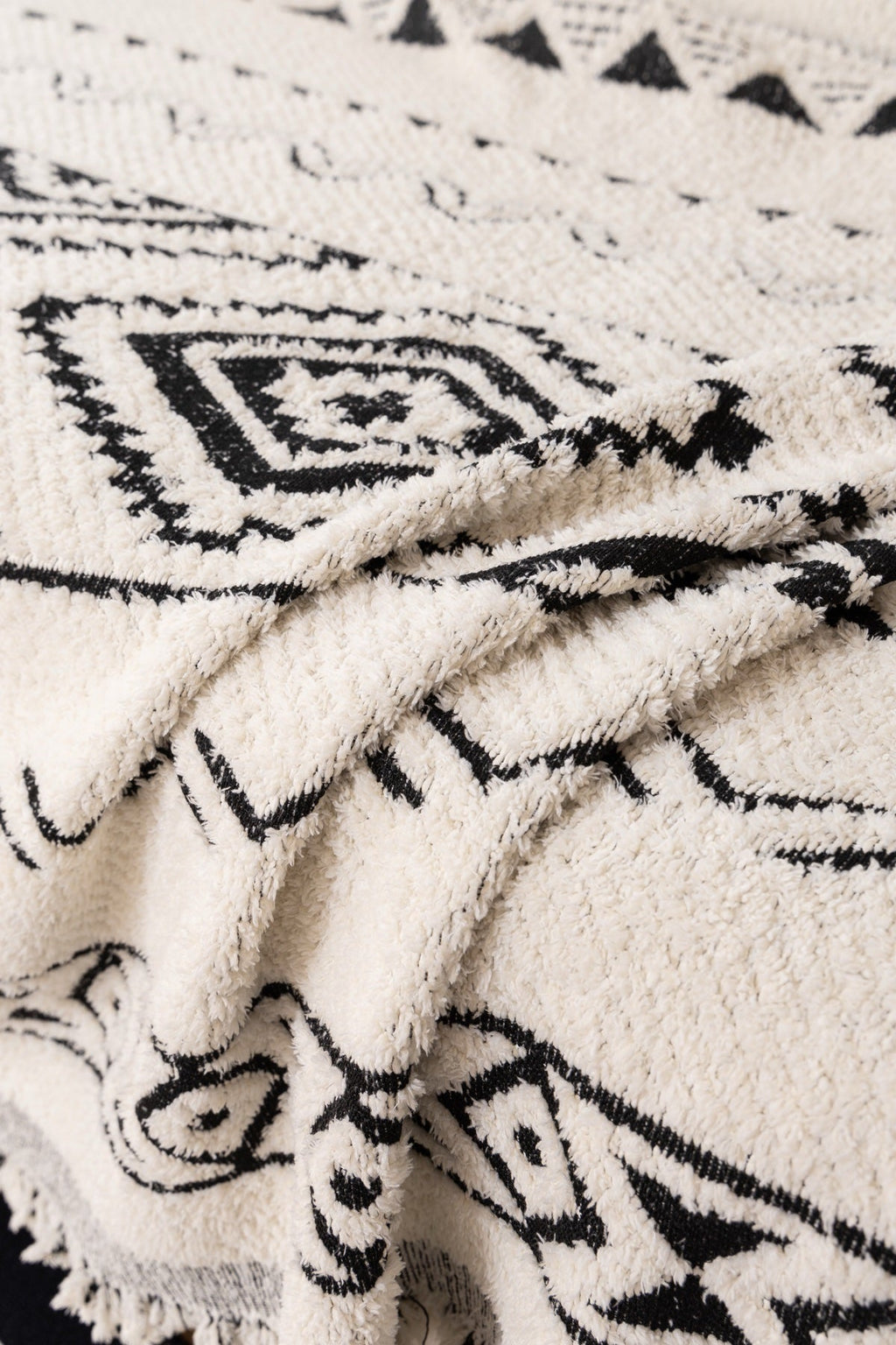 Sofa Decor Nala Geometric Plush Sofa Throw Cover in Ivory Black - geometric sofa throw cover styled couch cover in the UK, image 6