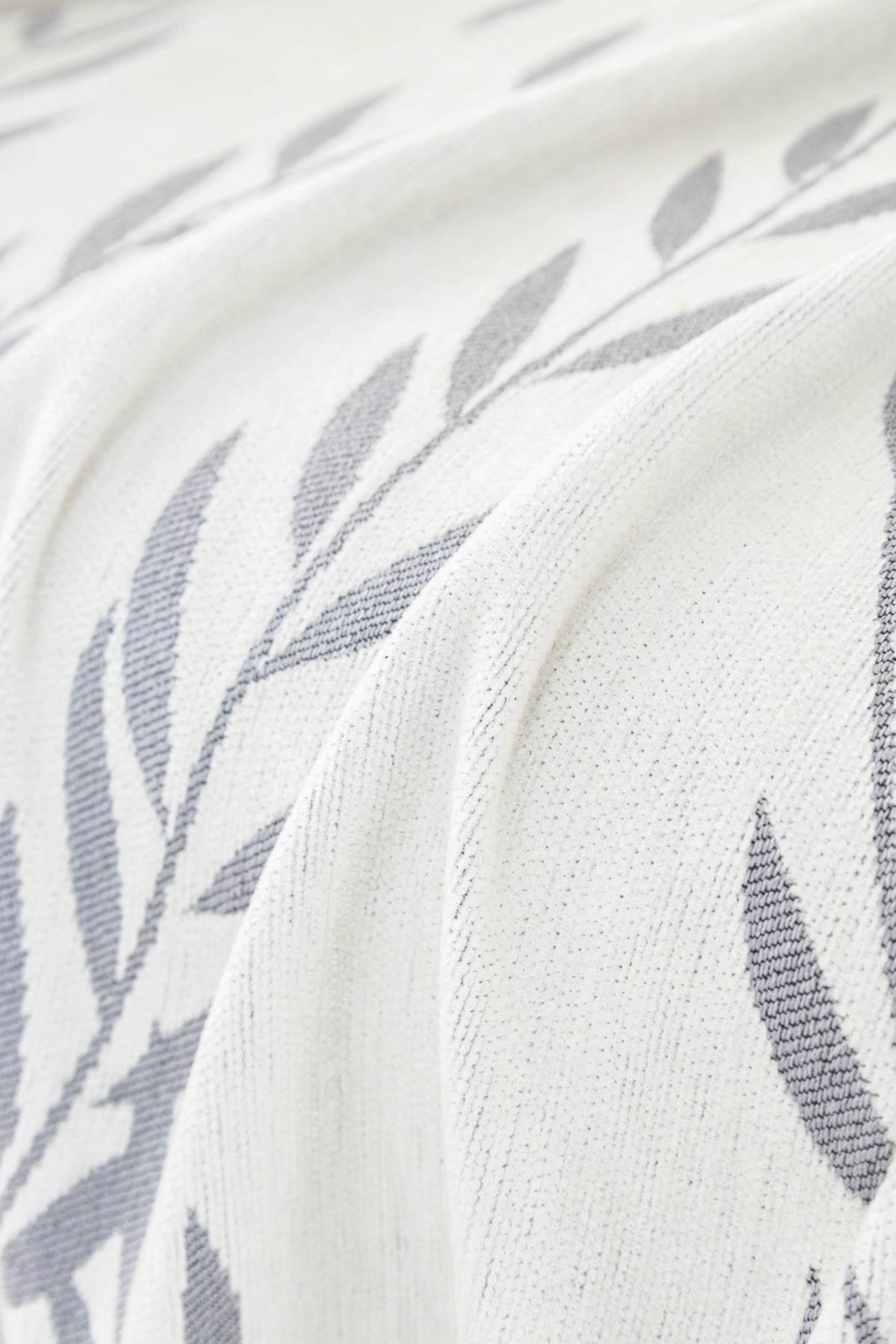 Sofa Decor Oliva Leaf Fringe Sofa Throw Cover in Silver Leaf - leaf pattern sofa throw cover styled couch cover in the UK, image 18